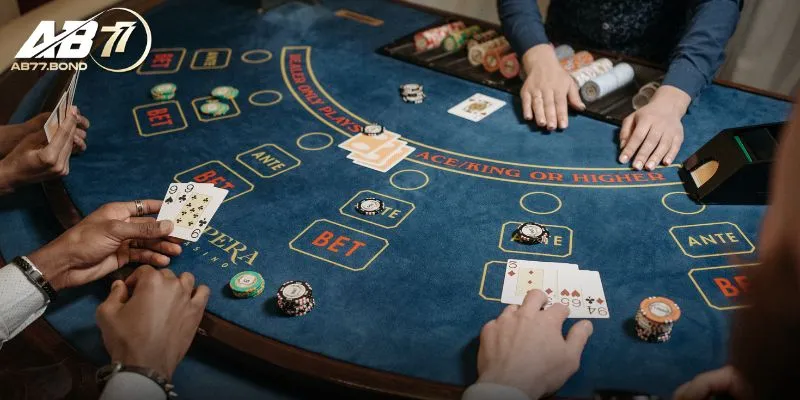 Blackjack: Luật Chơi, Cách Chơi Và Kinh Nghiệm Để Thắng Lớn AB77 3 Các hành động trong game